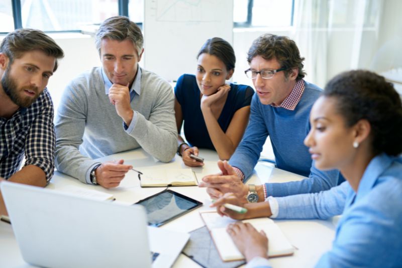 colleagues talking in the office